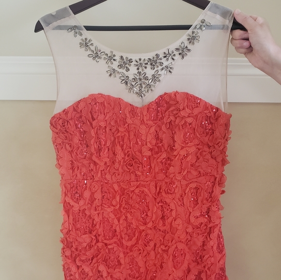 BNWT Red dress with sequin and crystals - Picture 1 of 5